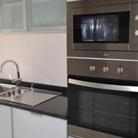 T2 Pine Hill Residences Apartmán *